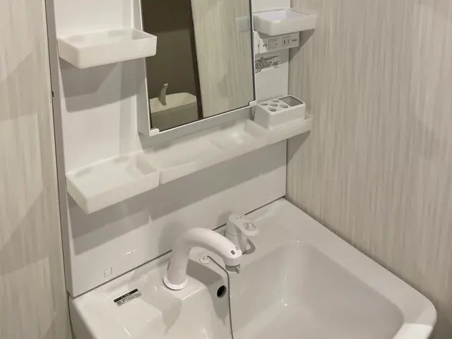 洗面台・洗面所まるごとクリーニング｜駐車場0円対応サービスの画像