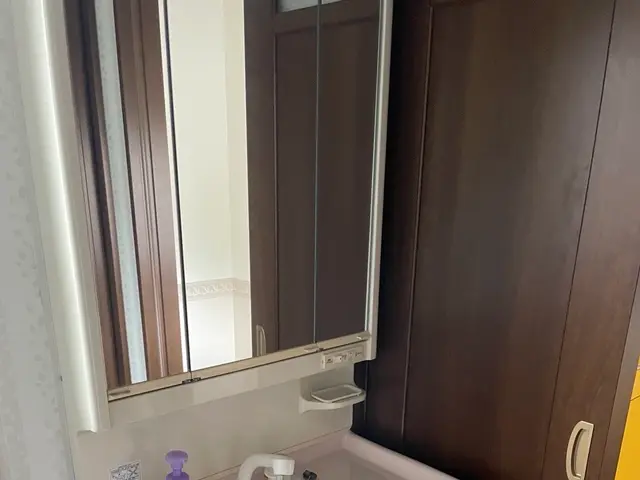 洗面台・洗面所まるごとクリーニング｜駐車場0円対応サービスの画像