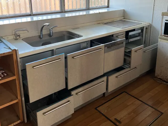 夫婦仲良くお伺いします◎作業外注なし◎損保加入◎駐車場代当店負担◎サービスの画像