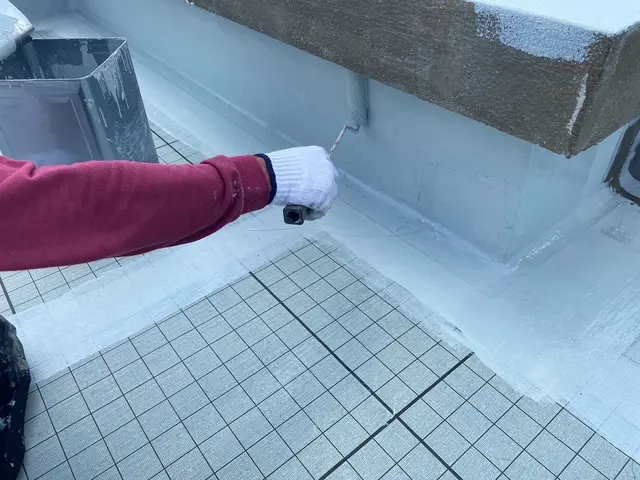 【屋上＆ベランダ防水工事】ベランダや屋上に水が溜まっていたらすぐご連絡ください！サービスの画像