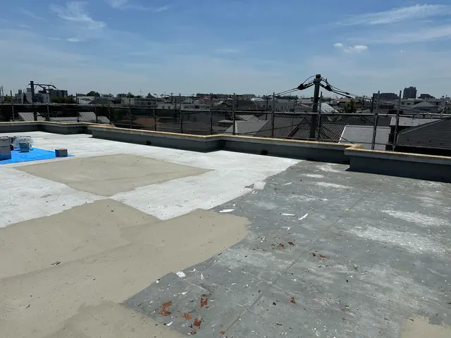 【屋上＆ベランダ防水工事】ベランダや屋上に水が溜まっていたらすぐご連絡ください！サービスの画像