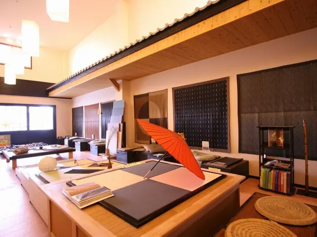 《西播磨地域で施工実績 5万枚超》100%自社対応！経験豊富な職人が揃ってます◎サービスの画像