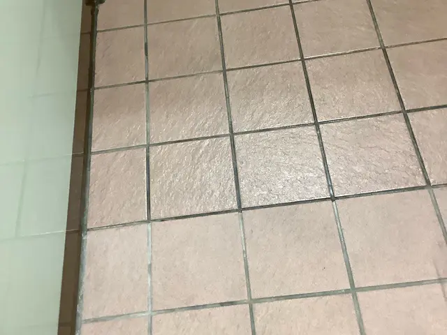 ◎作業経験豊富！大手建設会社も信頼する！驚きの床　ヒートレスガラスコーティングサービスの画像