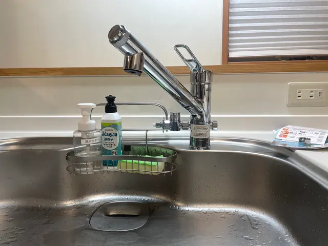 キッチン水栓交換から修理！さらにお安い水栓もご用意出来ます！サービスの画像