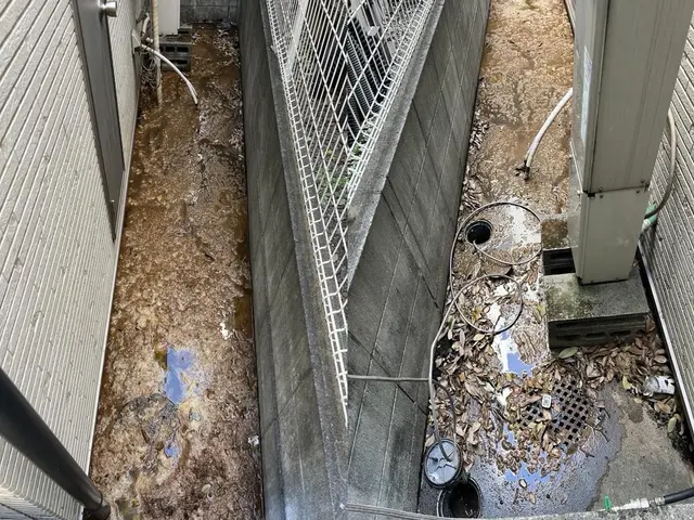 ★詰まり・ニオイの原因を見極めて解消。集合住宅の排水管を丁寧に洗浄★サービスの画像