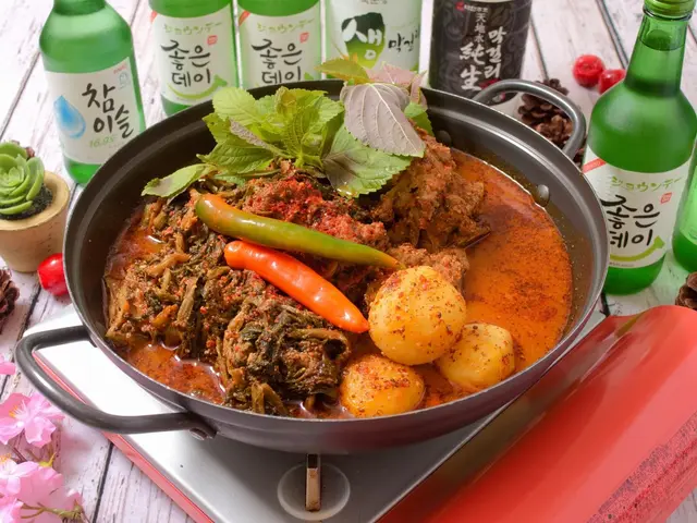 店舗が。料理が。建物が。注目される味わいある一枚を撮影します！サービスの画像