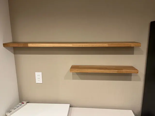 ウォールシェルフの設置・取り付け!!丁寧かつスピーディーに!!サービスの画像