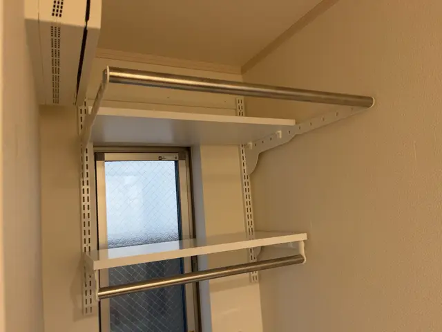 ウォールシェルフの設置・取り付け!!丁寧かつスピーディーに!!サービスの画像