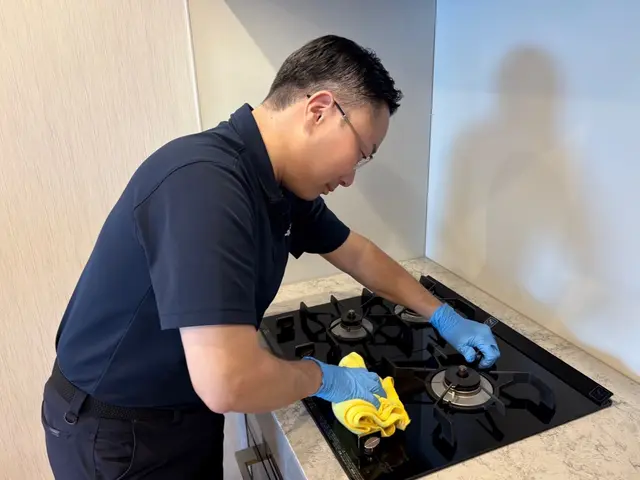 ◆駐車0円◆追加料金無し◆同日作業に限りエアコン1台7,000円でお掃除します◎サービスの画像