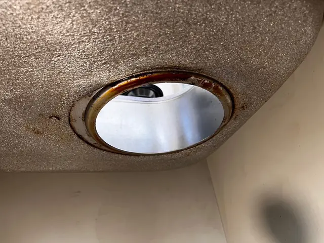 キッチンシンクの穴補修、トラップ周りからの水漏れを補修します！サービスの画像