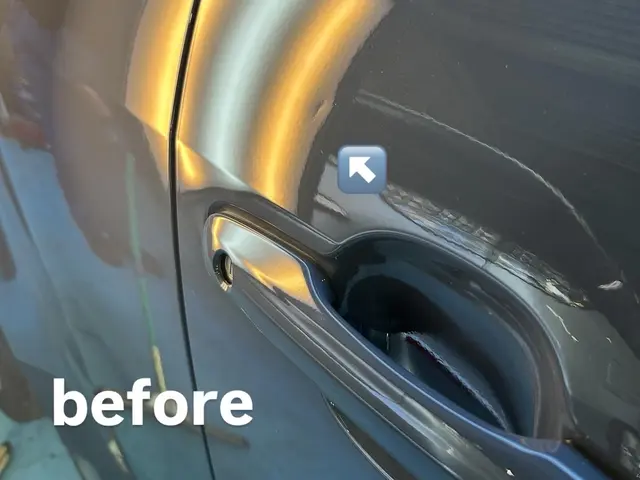 魔法のように愛車の凹みを修復！時間外エリア外も相談可！自社スタッフによる丁寧作業サービスの画像