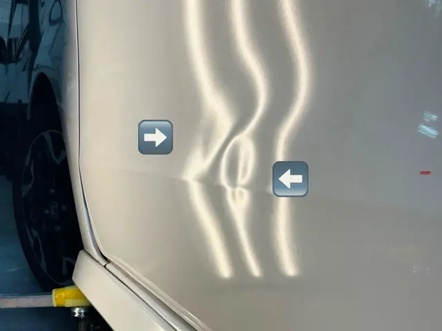 魔法のように愛車の凹みを修復！時間外エリア外も相談可！自社スタッフによる丁寧作業サービスの画像