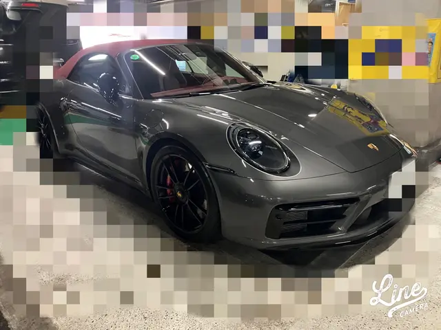 水、電気不要！洗車時間は最短30分。集合住宅の駐車場で隣に車があっても洗えますサービスの画像