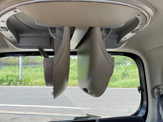 ◆業界歴15年以上◆車内清掃　自社対応サービスの画像