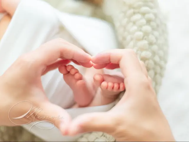 おなかの中で大切に育てた赤ちゃん♡生まれたばかりの姿をプロのお写真で残しませんかサービスの画像