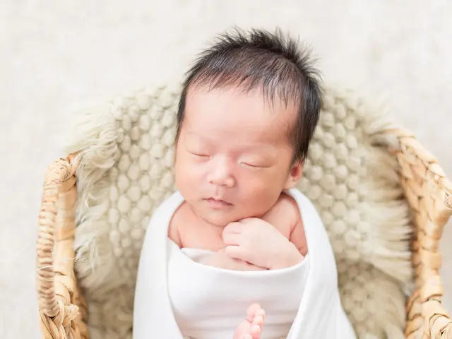 おなかの中で大切に育てた赤ちゃん♡生まれたばかりの姿をプロのお写真で残しませんかサービスの画像