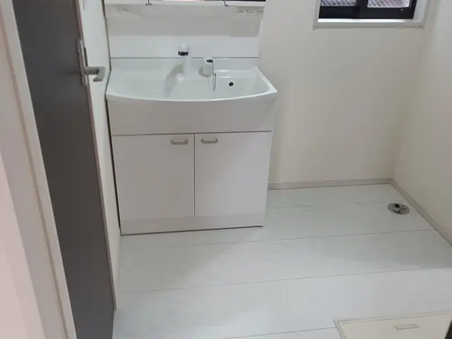 【業歴20年の実績】年中無休◎営業時間外も対応可能◎損害保険加入店サービスの画像