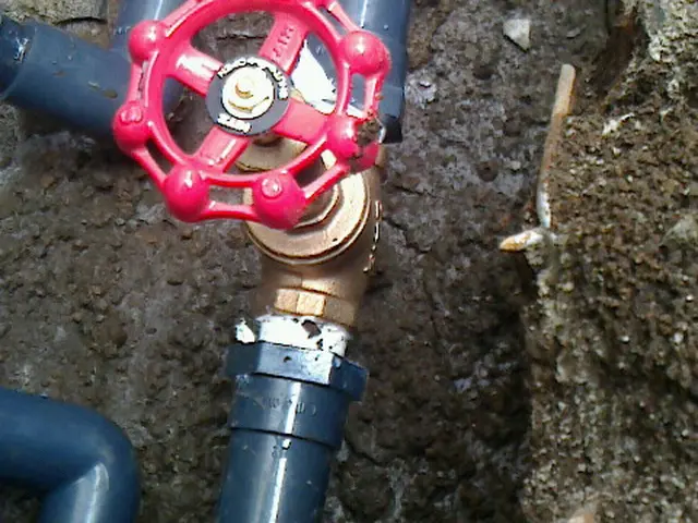 給水管　蛇口　トイレの水漏れ修理します　電子音聴棒の漏水調査で発見率UP！！サービスの画像