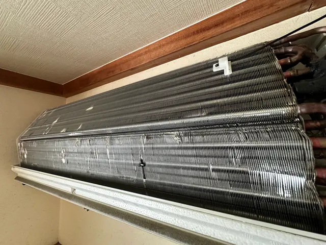 カビ・しつこい汚れを分解洗浄でクリーンな空気で快適生活を！！サービスの画像