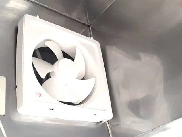 《年中無休》すっきりキレイな空間に！作業外注なし◎駐車場代お店負担！サービスの画像