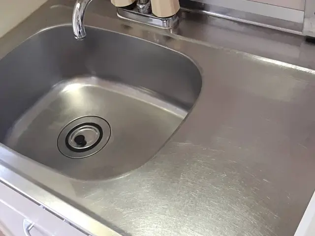 《年中無休》すっきりキレイな空間に！作業外注なし◎駐車場代お店負担！サービスの画像