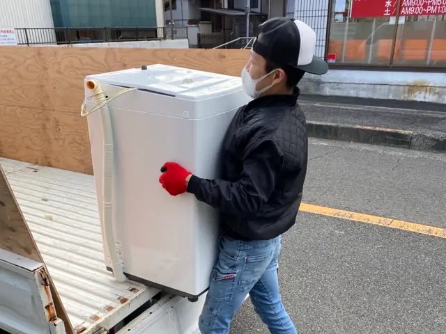 【初めての方に大人気！】見積もり後の追加料金無し！エアコン取外回収○大阪府サービスの画像