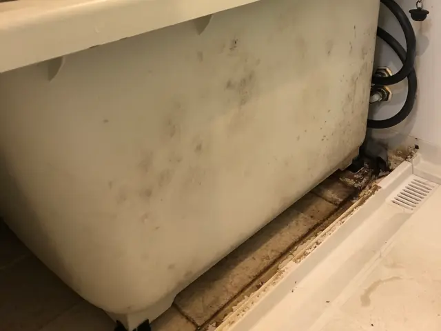 ☆鏡、エプロン内部、排水口までスッキリ洗浄☆サービスの画像