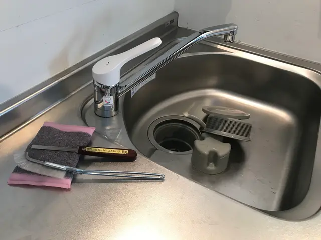 【新生活応援】ガスコンロや五徳の焦げ・シンクや蛇口回り汚れを徹底的にクリーニングサービスの画像