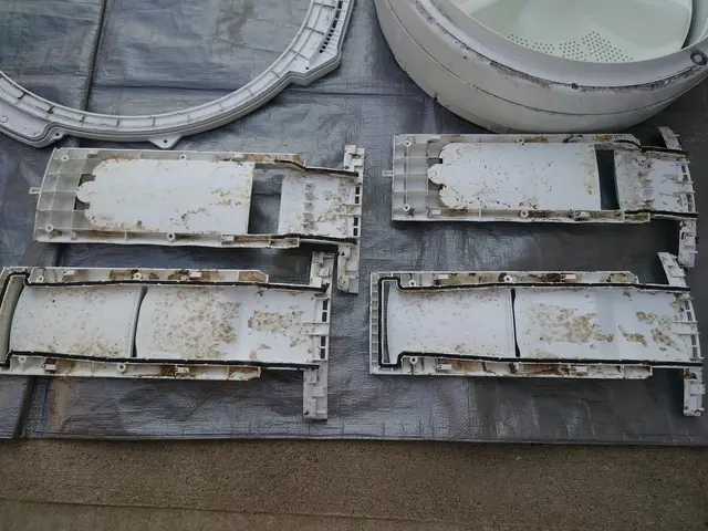 ☆東芝製☆SHARP製☆日立製（9kg以下）限定特別価格！縦型洗濯機分解洗浄！サービスの画像