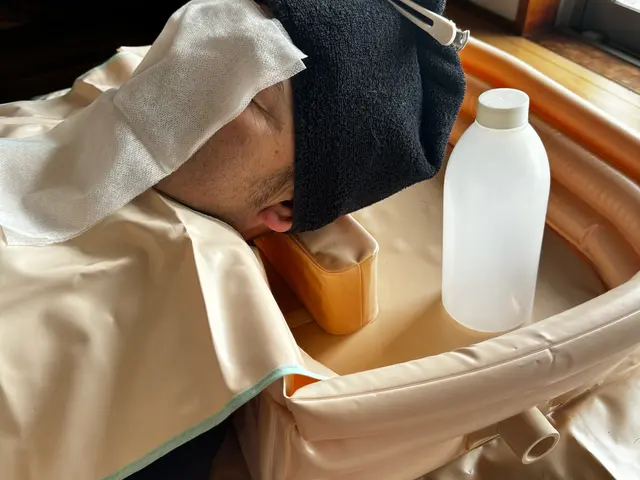 ご自宅が美容室に早変わり！介護の資格を持つ美容師がご自宅にお伺い致します。サービスの画像