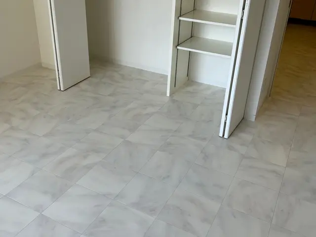 ☆クッションフロア口コミ数・高評価上位店☆多彩な柄や賃貸用テープ対応しておりますサービスの画像