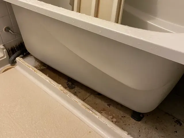 面倒なお風呂掃除はお任せ下さい！お風呂も心もスッキリ！清潔なスタッフがお伺い！サービスの画像