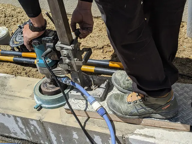 フェンス施工！穴開け工事も対応可能！撤去もお任せくださいサービスの画像