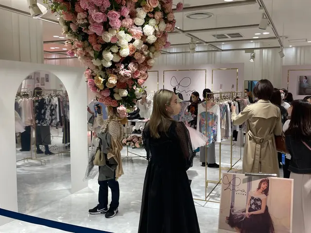 ◆年中無休◆◆近畿地区、限定販売商品等の全国発送OK！◆スピード対応いたします！サービスの画像