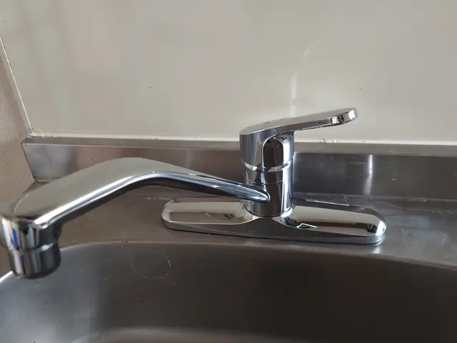 【業歴33年安心の経験実績】水道局御墨付の指定事業者！この顔がお伺いします！サービスの画像