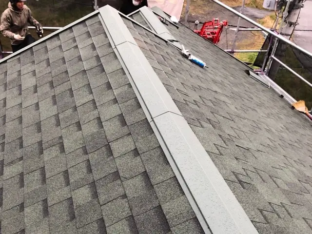 従来のカバー工法よりも安価にできる、新しい工法をご紹介します！火災保険◎サービスの画像