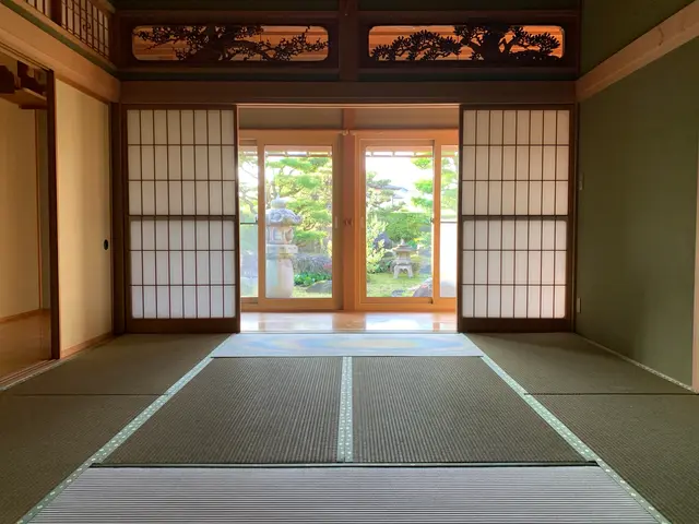 安心安全国産い草100%、プロの技術で心を込めて新品たたみに張替ます。サービスの画像