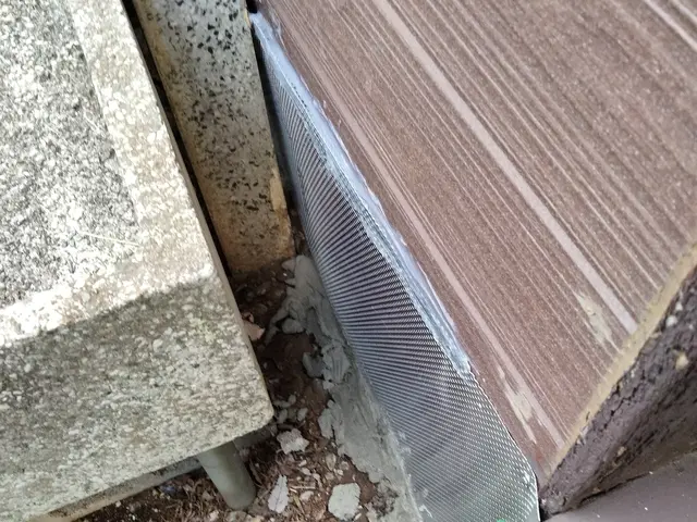 ゴキブリ対策施工サービスの画像