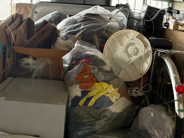 お写真でお見積り可能でございます。少ない量から多量でもご連絡くださいませ。サービスの画像