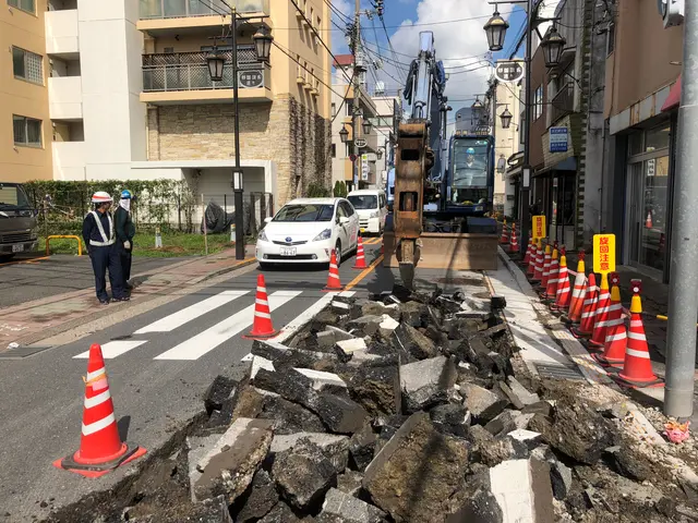★一級舗装施工管理技士資格保有★現場経験多数の店長が行う安心アスファルト補修サービスの画像