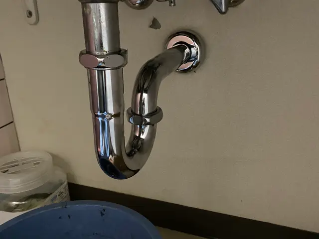 水漏れ修理は猫好きなプロにおまかせ。配管破裂も即日対応可能☆会社も仲間も22年サービスの画像