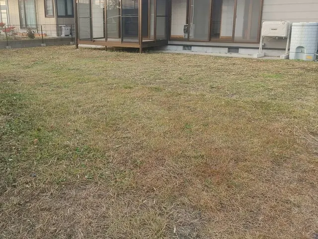 【大崎市発】土日祝限定営業！造園専門業者だから安心！草刈り作業サービスの画像