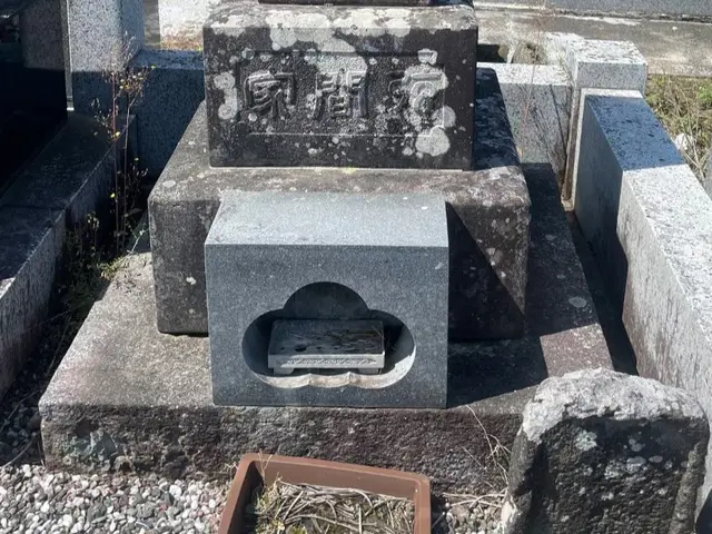 「ありがとう」を届けるお墓参り代行サービス。心を込めてお掃除・ご供養します。サービスの画像