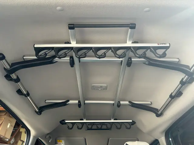 ロッドホルダー取付お任せ下さい！サービスの画像