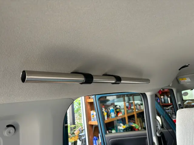 ロッドホルダー取付お任せ下さい！サービスの画像