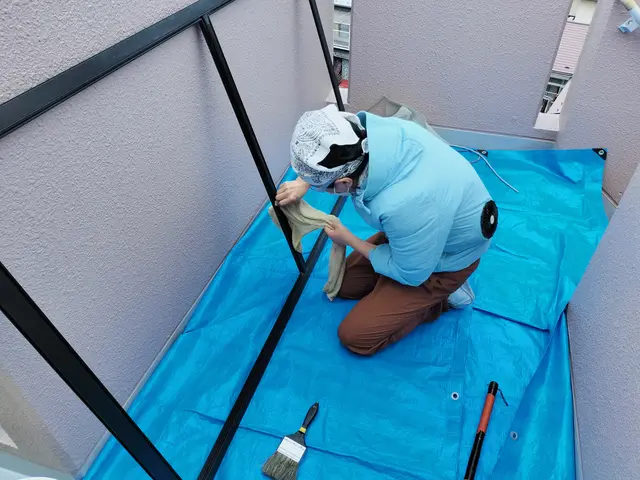 【女性スタッフ同行可】綺麗な網戸で気持ちよい換気を！　保険加入済み◎サービスの画像