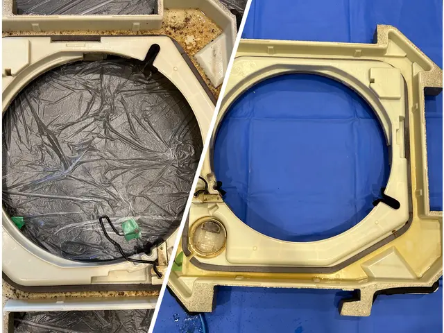 天井埋込型エアコン徹底洗浄｜ニオイ・カビ対策◎法人・店舗の施工実績多数！サービスの画像