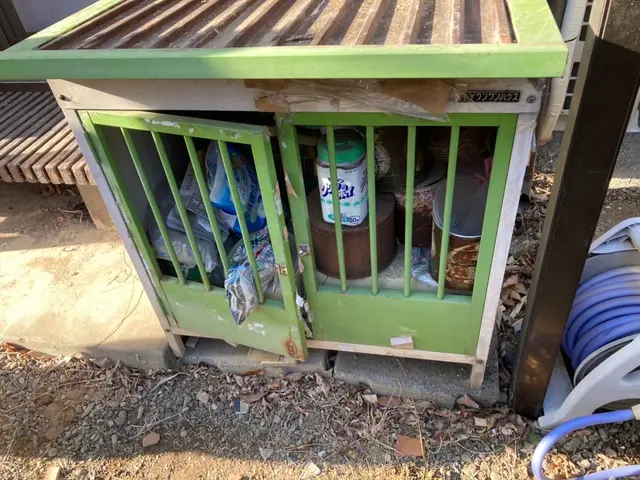 値段とスピードに自信あり！物置解体と撤去任せて下さい！中身にある不用品もご相談！サービスの画像