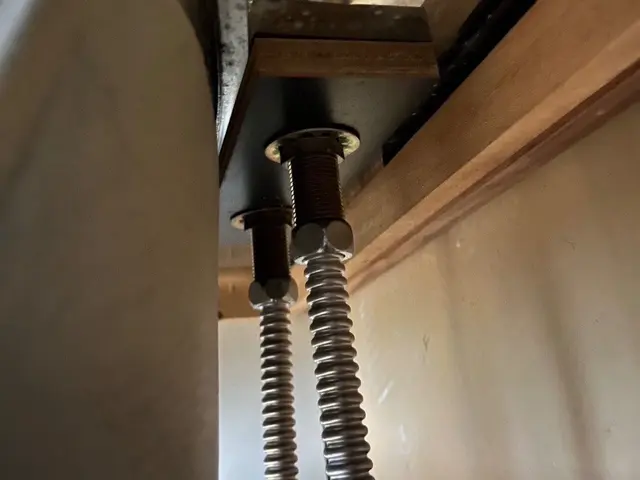 【最短当日】水漏れ・蛇口交換｜月60件以上の実績｜女性スタッフ同行OK！サービスの画像