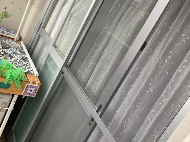 プロの技でお部屋が一段と明るく清潔に！4枚以上のご予約になります。サービスの画像